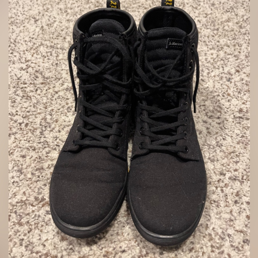 High Top Dr. Martens sneakers